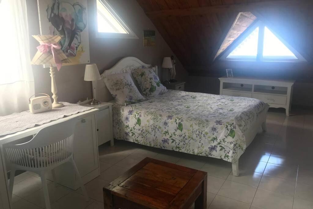 St Leu -Villa D'Artiste, Superbe Vue Mer, Piscine Chauffee Сен-Лу Екстериор снимка